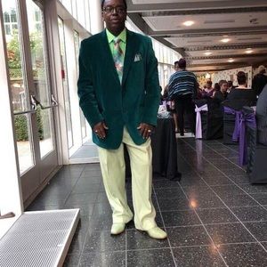 Meet your Posher, Leonard